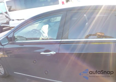 2013 Hyundai Sonata Hybrid Limited z USA, uszkodzony, nr VIN KMHEC4A41DA084654